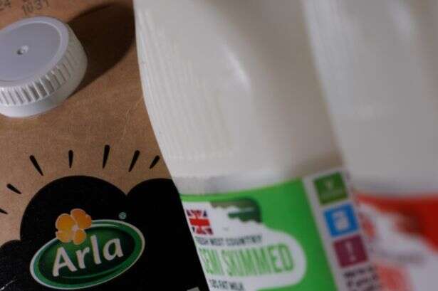 Warning for UK households buying semi-skimmed milk over full fat