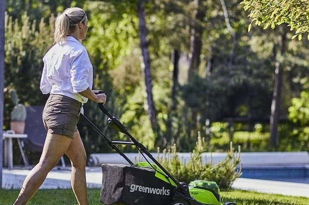 Amazon slashes price of Greenworks 40V Cordless Lawnmower - but only for a few more hours