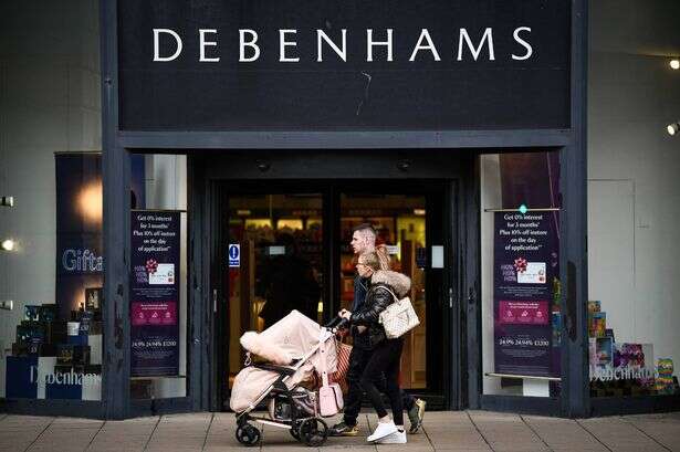 Debenhams £80 make-up box is now under £20 and shoppers say it 'looks great on dressing table'