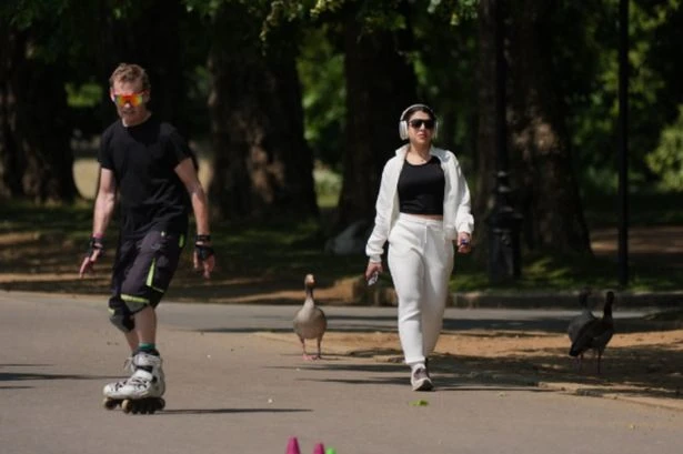 Met Office announces exact date 34C heatwave will come to sudden end