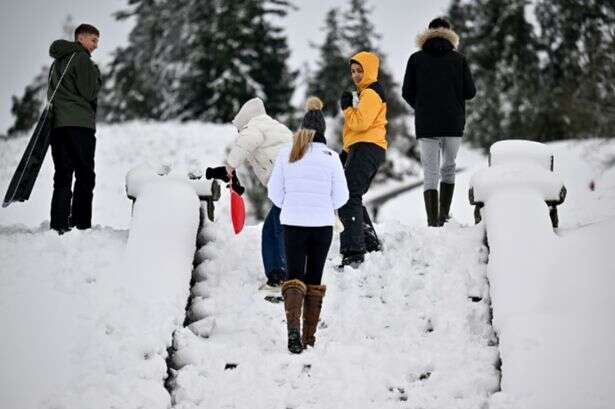 Exact date 0C snow bomb hammers into England with one region 'bearing brunt'