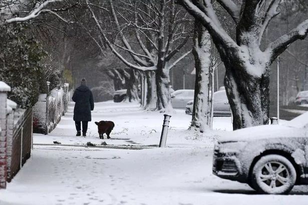 Nine counties in England face two inch snow this week with 32 places hit in UK