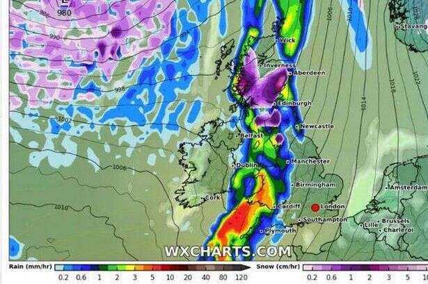 Weather map shows 400-mile winter storm to hit on Christmas Eve