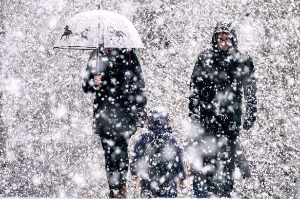 UK faces 24 hours of snow next week with 12 counties in England walloped