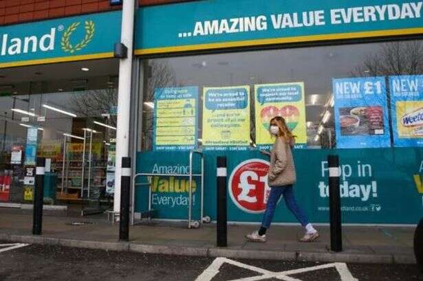 Poundland 'prepares for sale with UK stores at risk'