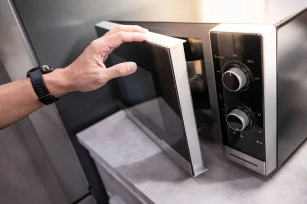 Millions of UK households told not to put tupperware in microwaves