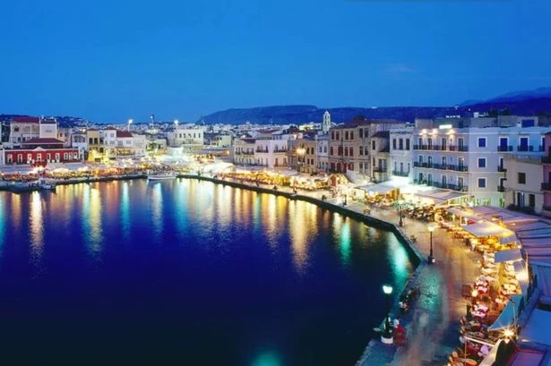 Greece warns UK tourists over avoidable mistake costing them £120
