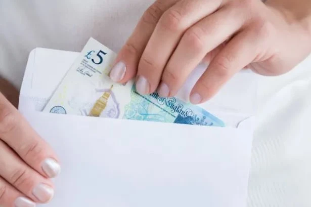 DWP claimants on three benefits to get payment boost ahead of Easter weekend
