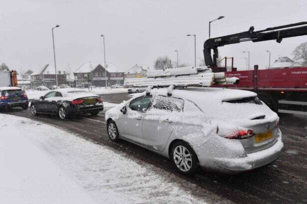 Met Office says snow to hit 'in coming days' and explains where flurries will fall