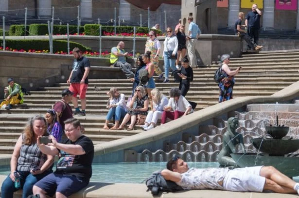UKHSA warns UK households to follow five unwritten rules until Friday night