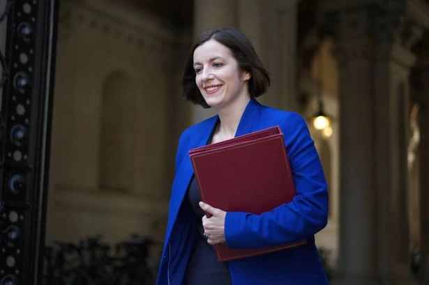 New V-Level qualification to sit alongside A-Levels in education shake-up