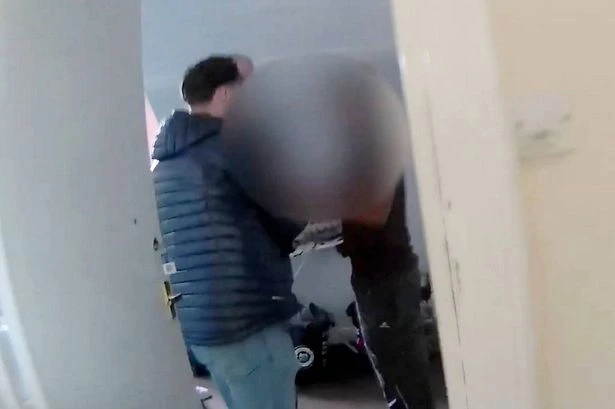Conman caught counting £30k he scammed from Midland OAPs acting as 'fraud investigator'