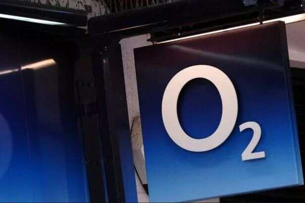 My mum has Alzheimer's but O2 won't refund £1,000 for phone she hasn’t used