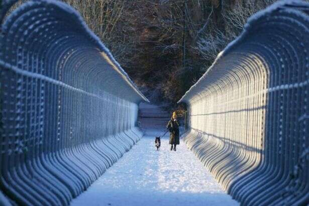 UK set to be walloped by 727-mile snow storm bringing 5cm flurries to England