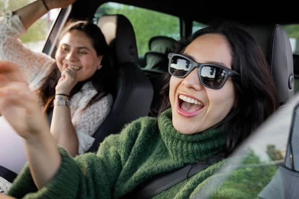 Drivers risk £100 fine for making sunglasses mistake in UK heatwave