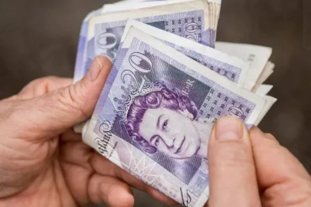 Little-known DWP loophole handing people on Universal Credit one-off £812
