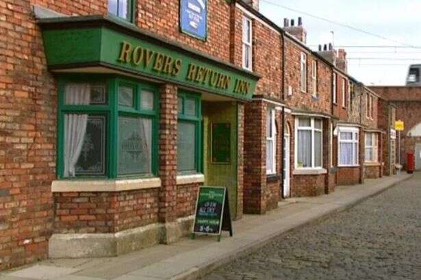 ITV Coronation Street legend returning nine years after 'quitting and retiring'