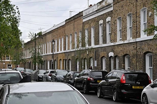 Drivers born between 1999 and 2008 face 6 points on licence due to DVLA rule