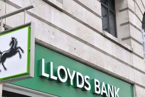 Lloyds sends 48-hour warning over free £200 payment