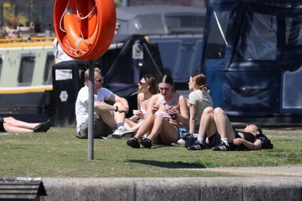 All the parts of England facing mini-heatwave next week with 15 counties roasted