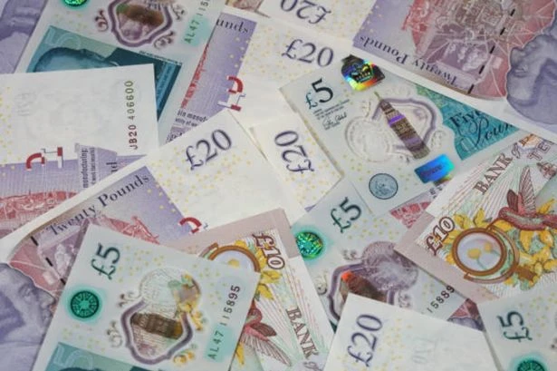 £320 cost of living payments announced for UK households earning under £1,254 a week