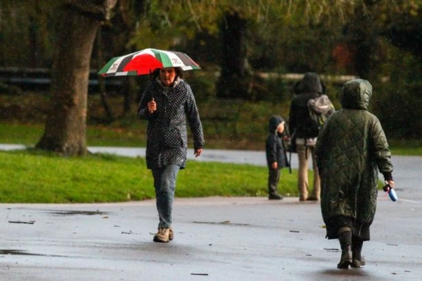 UK faces -21C temperature shift as BBC Weather and Met Office speak out