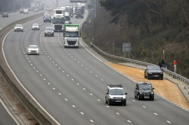 Smart motorway drivers face £100 fine for breaking 'simple' red X rule