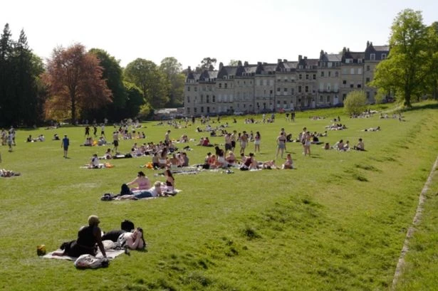 12 counties set to sizzle in 29C mini-heatwave 'lasting at least two full days'