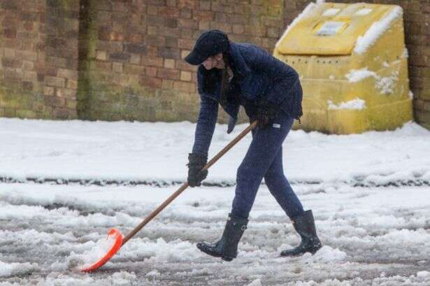 UK faces 'rare' weather phenomenon as snow maps turn orange this week