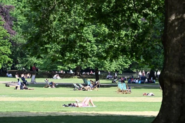 UK facing NEW mini-heatwave with 'hottest hour' set to roast England
