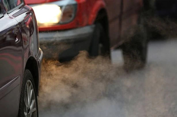 Drivers risk £5,000 fine for making 'tempting' choice in UK heatwave