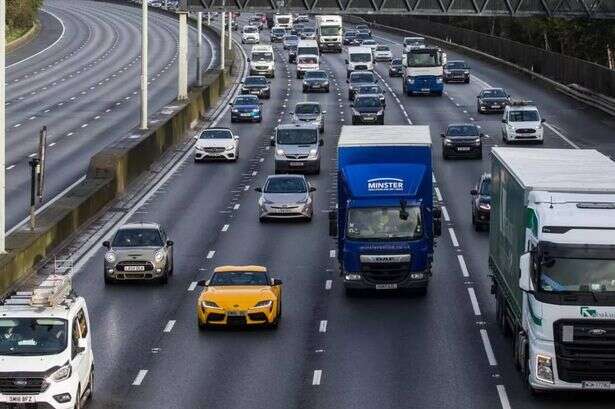 HGV drivers issue warning to all motorists when overtaking lorries on motorways