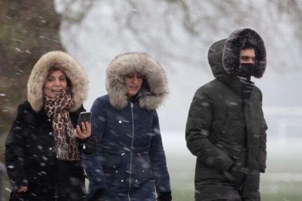 UK faces 400-mile wall of snow with seven counties in England lucky enough to be spared