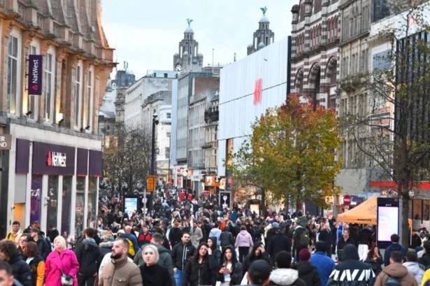 High street shops 'locking doors while trading' as epidemic sweeps UK