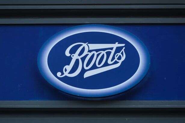 Boots shopper 'obsessed' with E.l.f. Halo Glow Liquid Filter that 'makes complexion flawless'