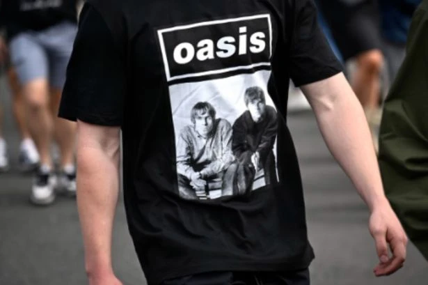 Oasis fans risk losing £436 from bank account now reunion tour is underway