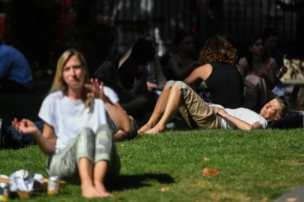 UK set to sizzle in 'glorious' 27C mini-heatwave with 33 counties in England hit