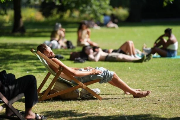 UK faces heatwave 'lasting 72 hours' with exact date it starts and ends announced