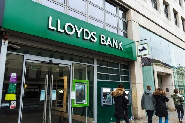 Lloyds Bank issues 'close your account' warning to UK households