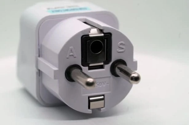 Jet2, Ryanair, TUI, Easyjet passengers taking travel adaptors 'warned'