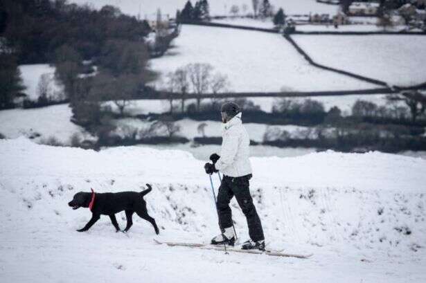 UK set for -10C snow measuring 'one foot deep' with exact start date announced