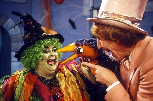 Glimpse into 'Emu's World' star Carol Lee Scott's life and her tragic end to cancer battle