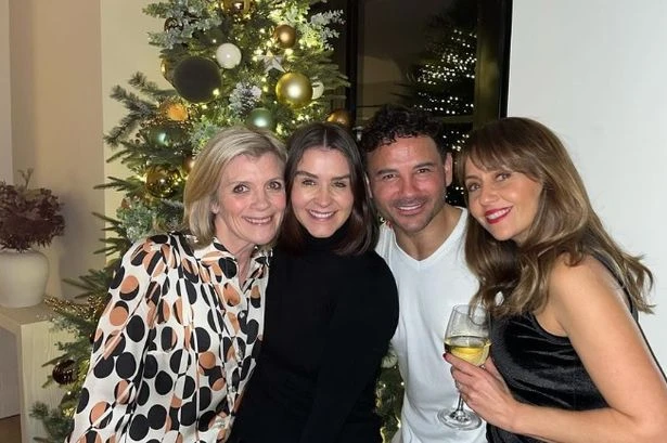 ITV Coronation Street fans say 'dream team' as stars reunite - sending them wild