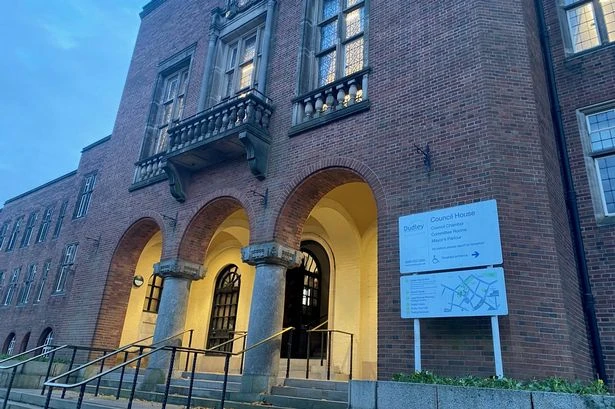 Top cash on offer but council can't find a permanent finance chief