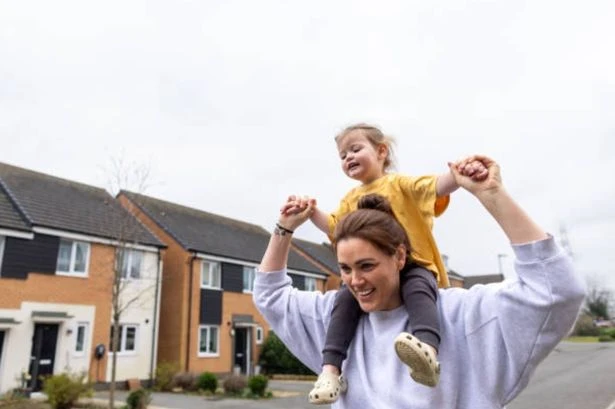 UK households earning less than £100,000 can come forward for £4,000 boost from HMRC