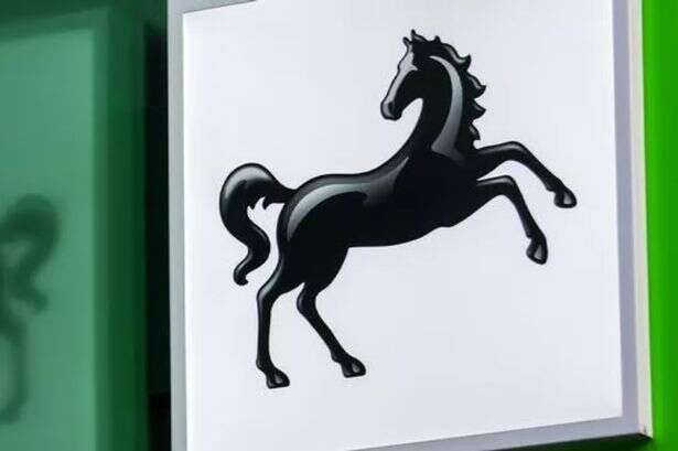 Lloyds Bank breaks silence after customers unable to pay in cash deposits