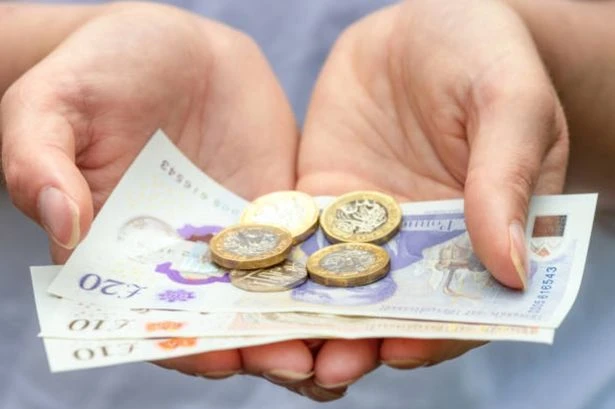 New £500 Cost of Living vouchers announced for people earning under £35,000