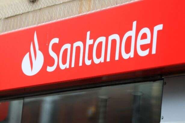 Santander handing free £50 to customers with cash landing before Christmas