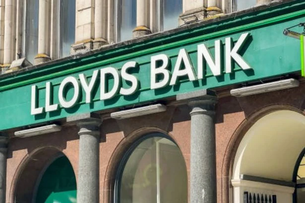 Lloyds Bank issues update which could save UK households £61,000