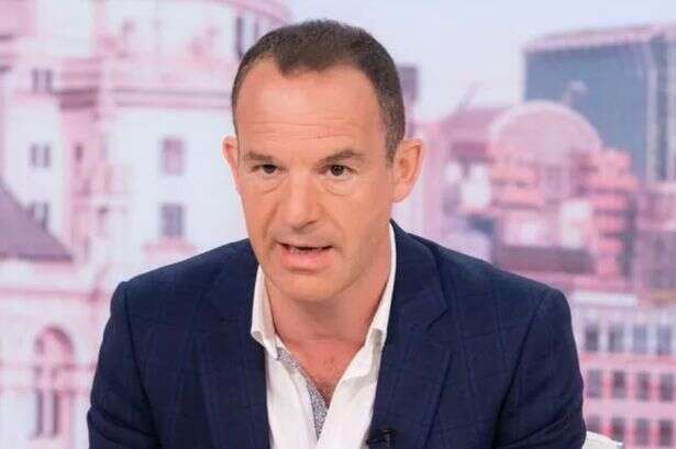 Martin Lewis warns anyone with outstanding debt sitting on credit card